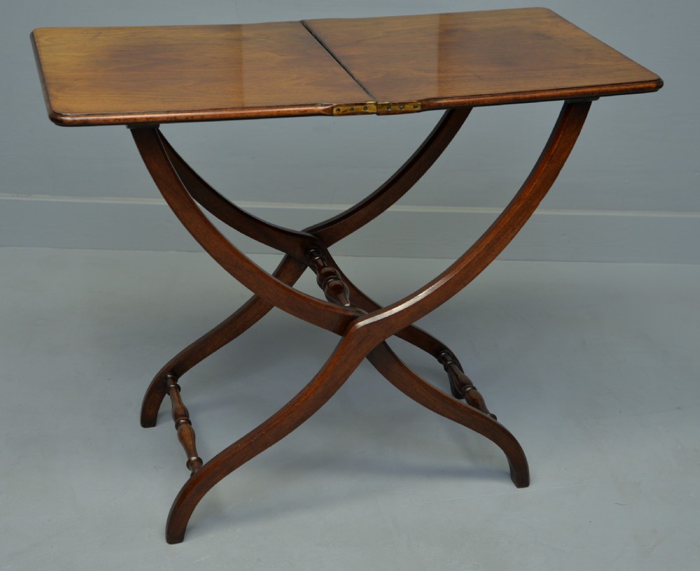 Fine Early 19th C Mahogany Campaign Table View XIII