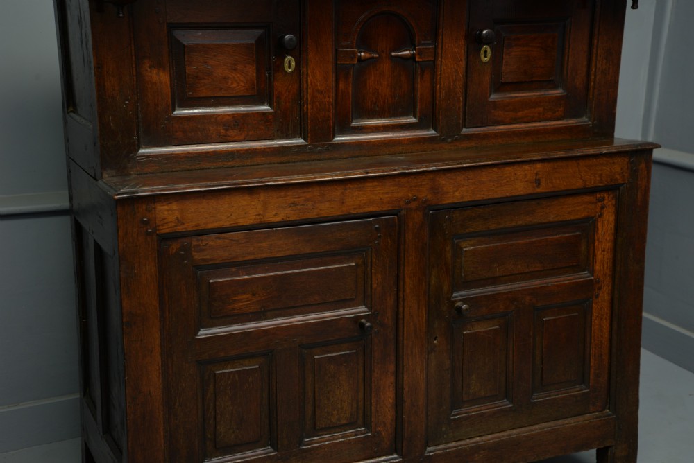 Small Early 18th Century Oak Cwpwrdd Deuddarn Or Two Part Cupboard View VIII