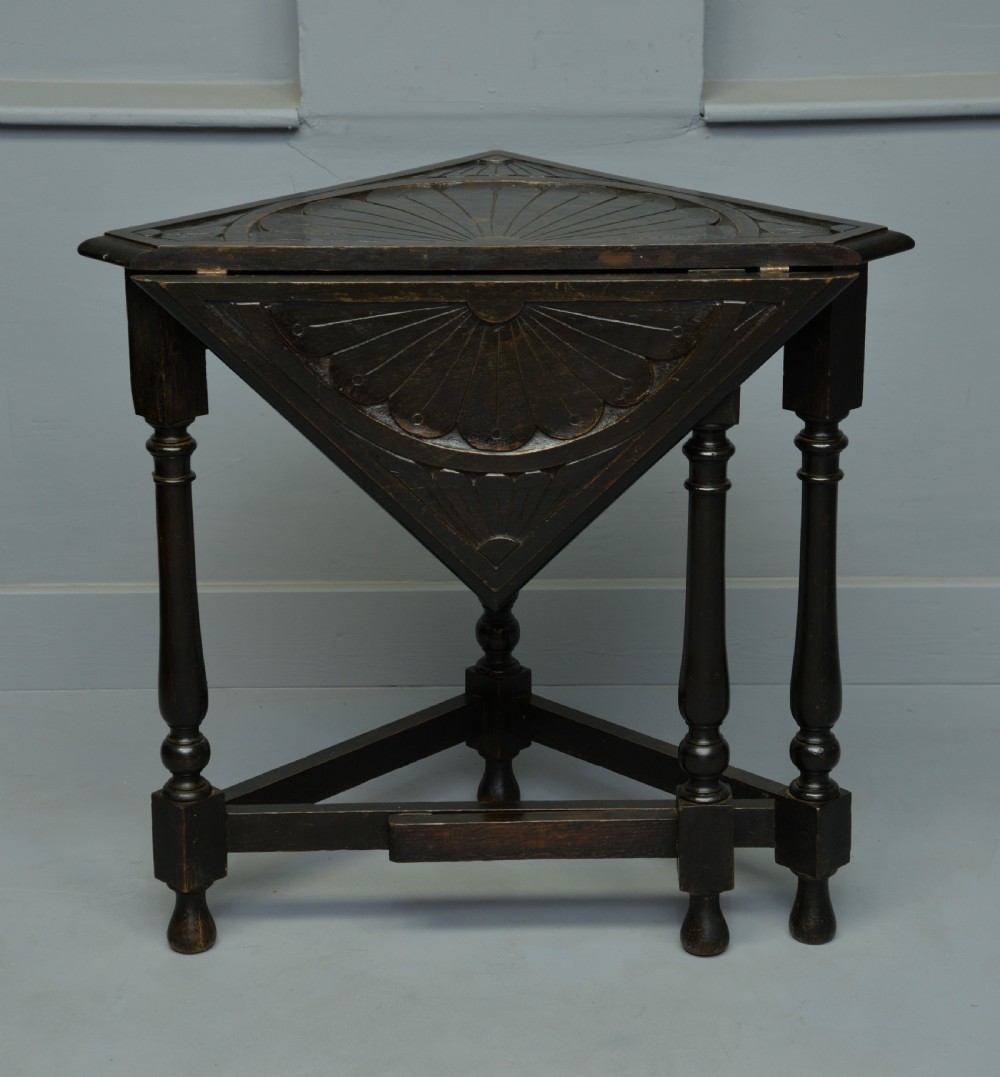 Charming Victorian Oak Gate-Leg Occasional Side-Table View VI