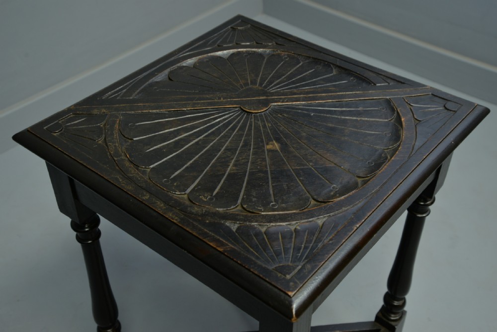 Charming Victorian Oak Gate-Leg Occasional Side-Table View XII