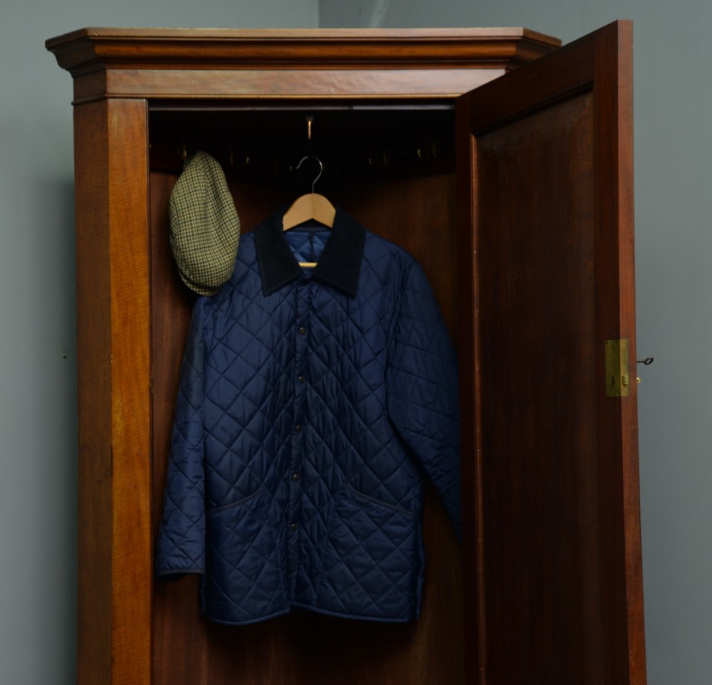 Victorian Solid Figured Mahogany Corner Hall Robe Wardrobe / Coat Cupboard View XI