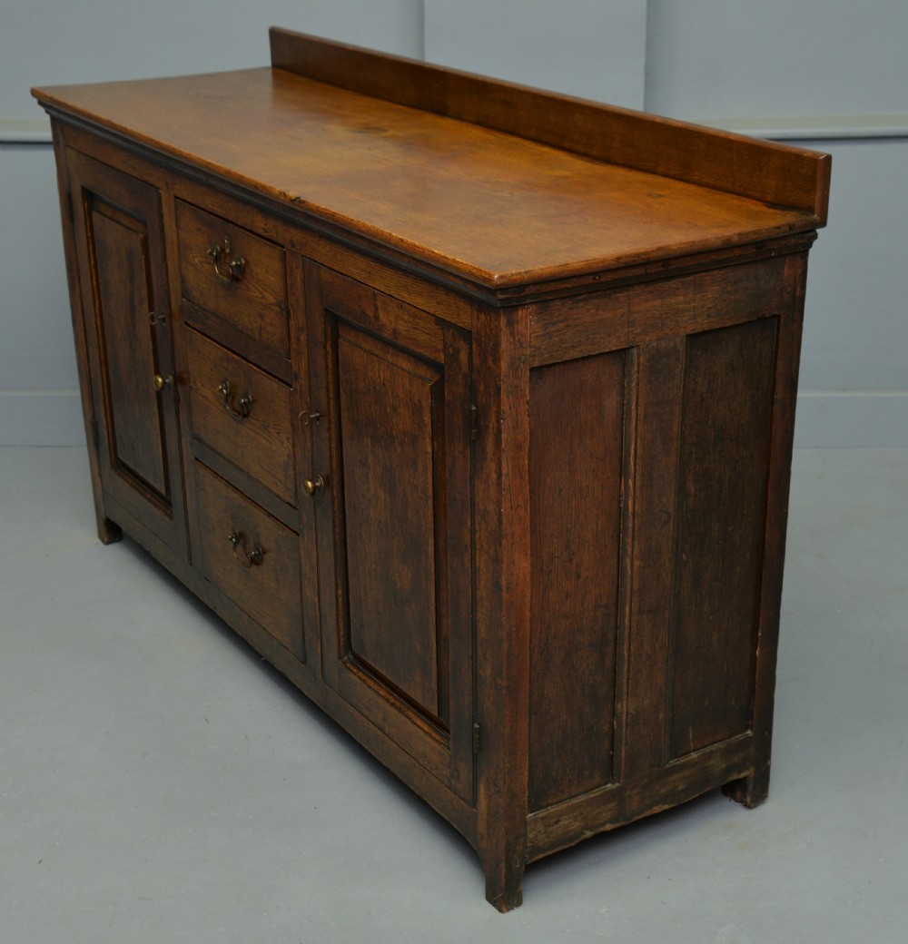 Georgian Solid Oak Sideboard / Dresser View X