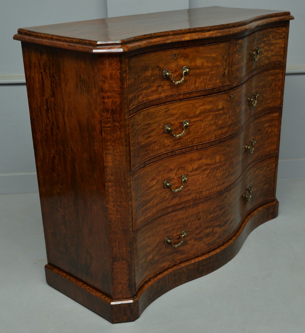 Stunning Victorian Dark Birch Serpentine Chest Of Drawers