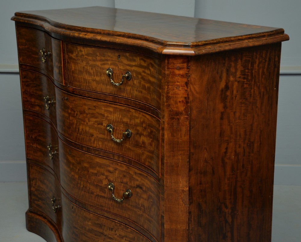 Stunning Victorian Dark Birch Serpentine Chest Of Drawers View XIII