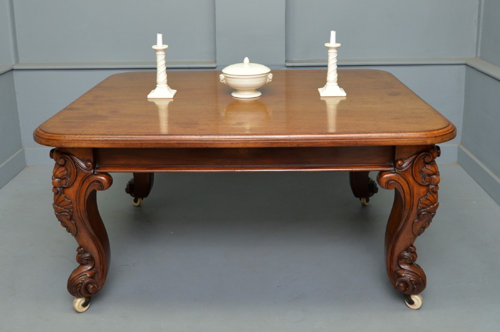 Victorian Mahogany Dining Table Seats 6 View II