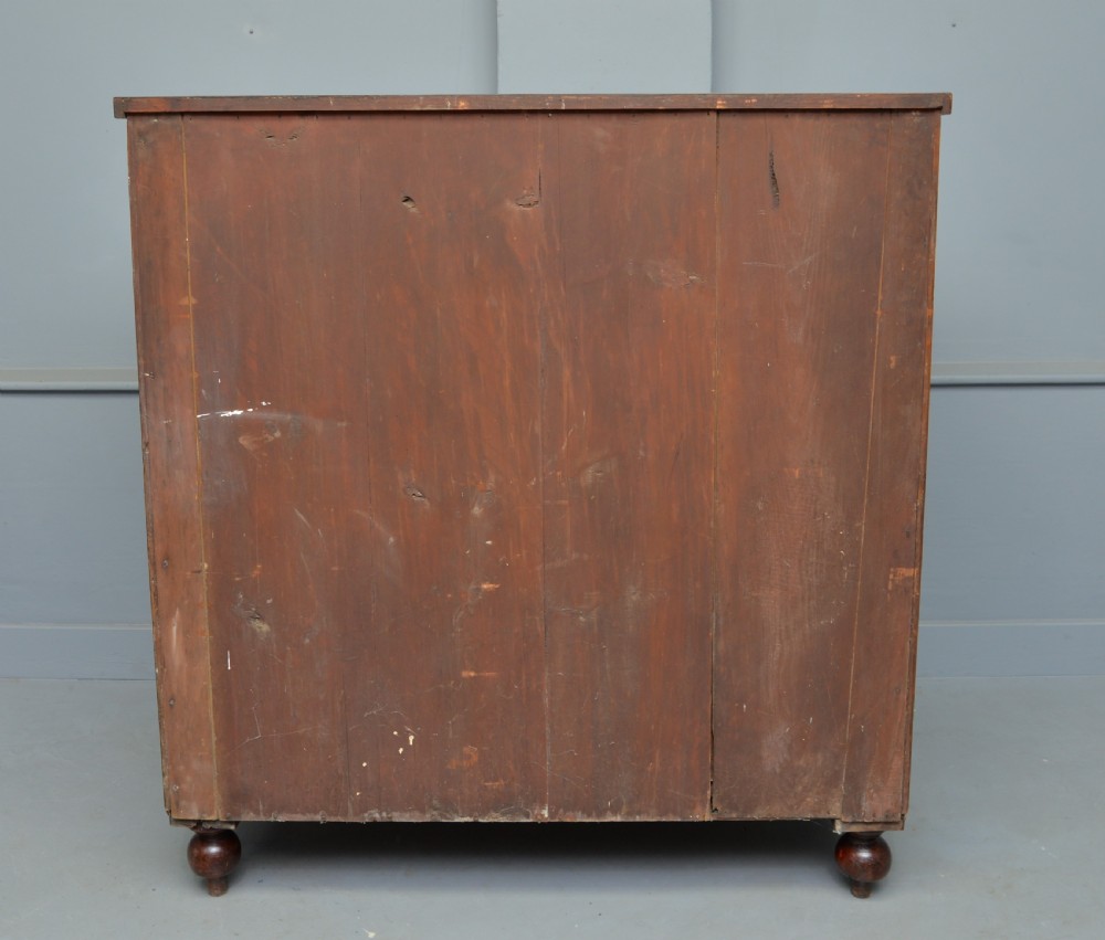 Elegant Regency Mahogany Bow-Front Chest Of Drawers View XIII
