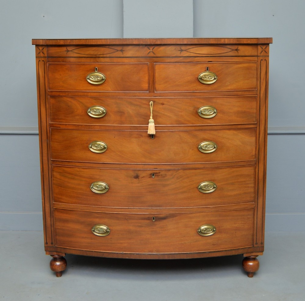 Elegant Regency Mahogany Bow-Front Chest Of Drawers View XIV