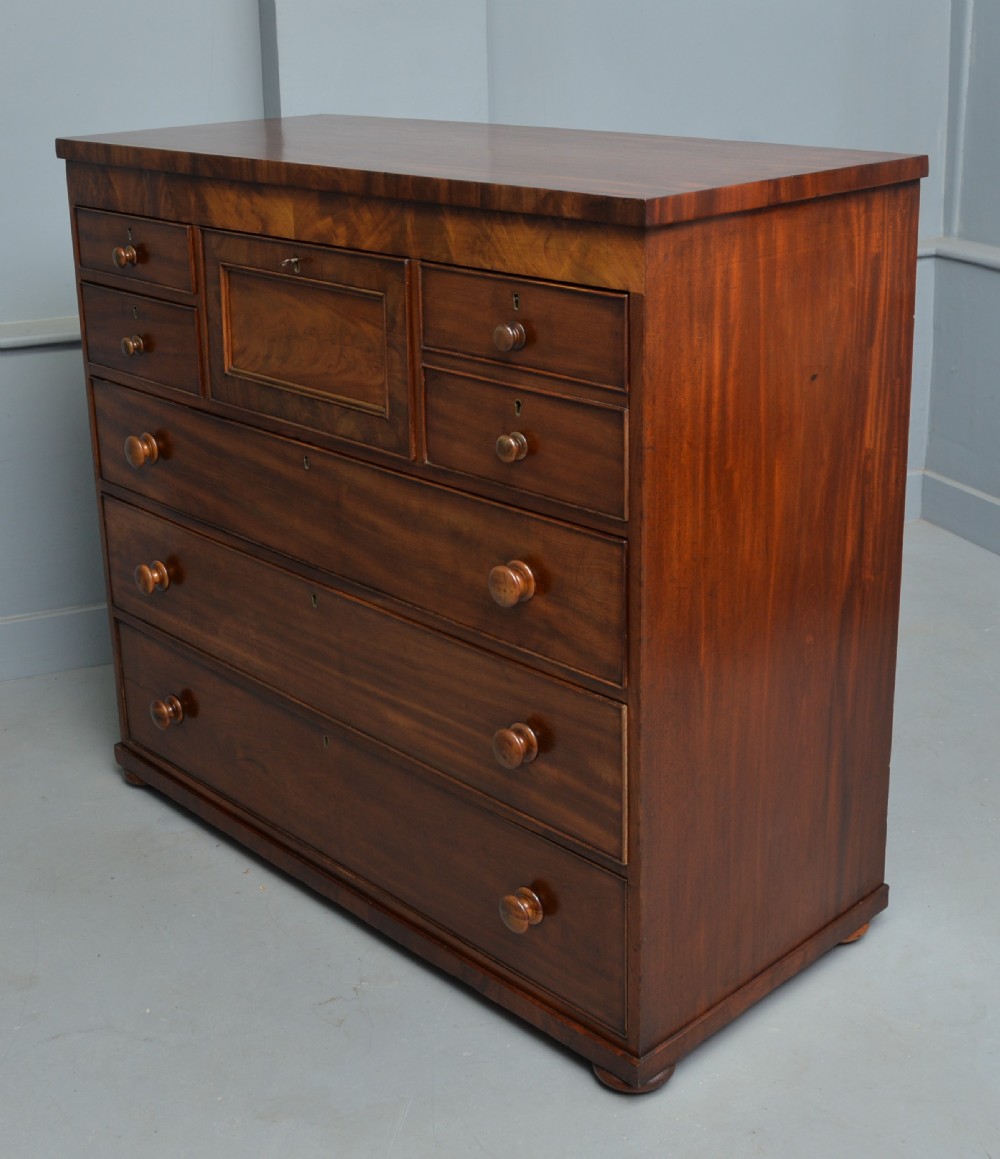 Handsome Victorian Mahogany Chest Of Drawers  View X
