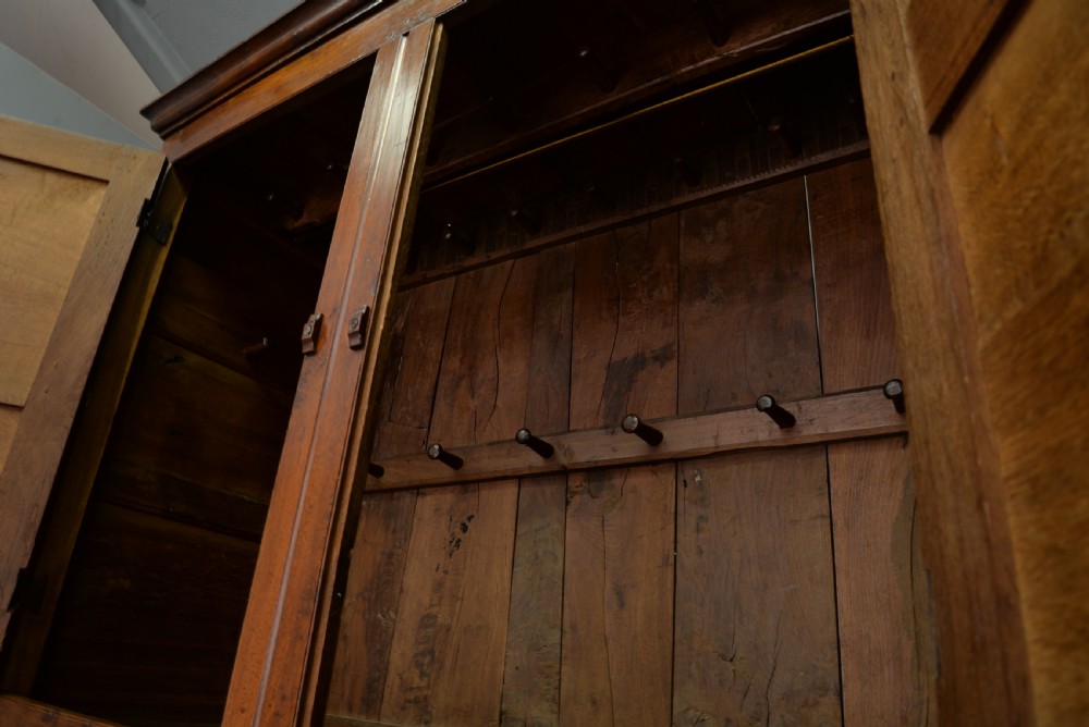 Charming 18th Century Oak Two Part Livery Cupboard / Wardrobe  View VII