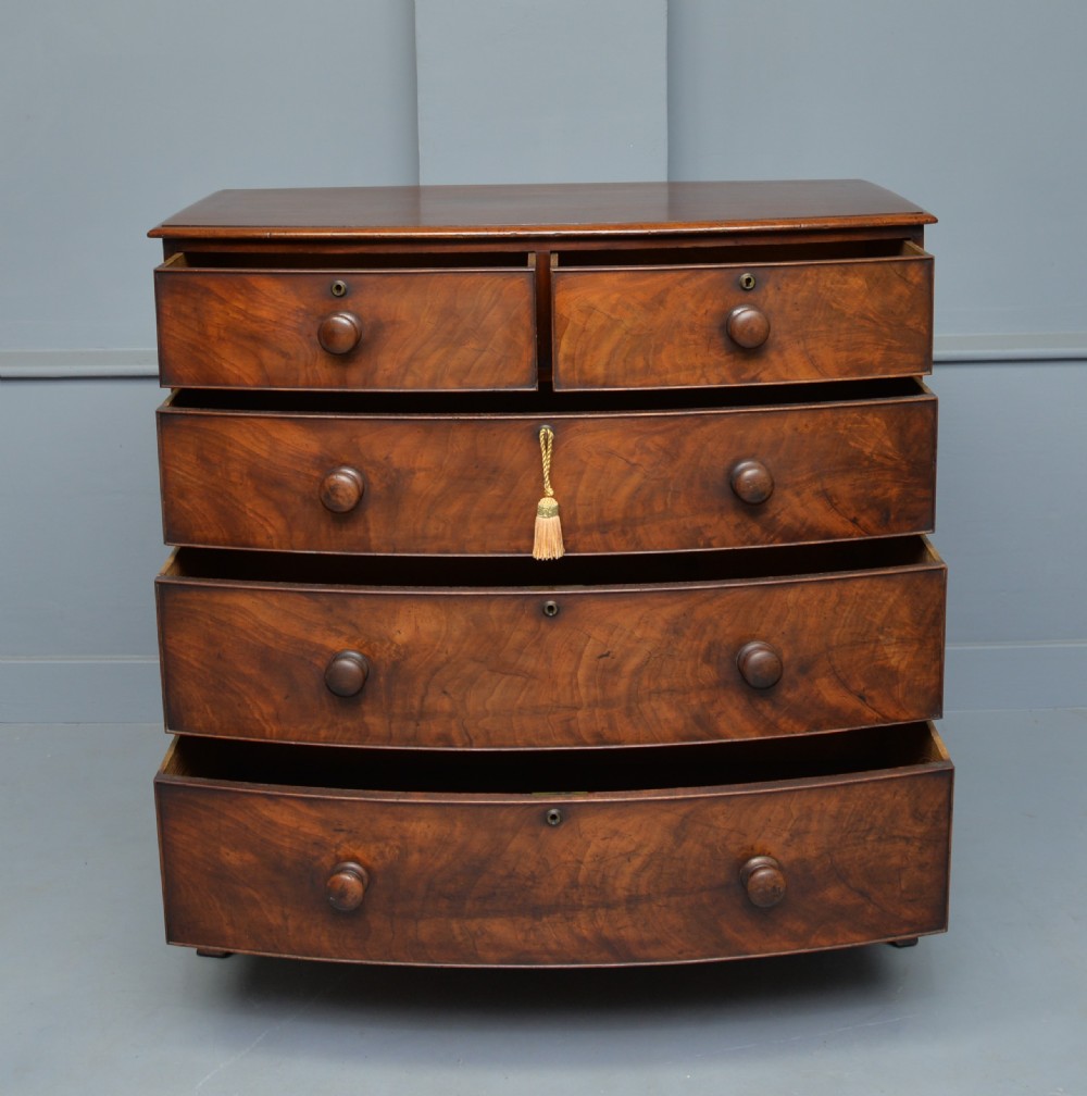 Late Georgian Mahogany Bow-Front Chest Of Drawers View IV