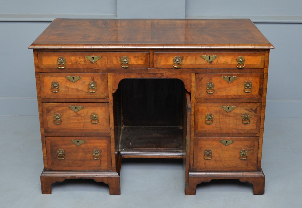 Georgian Figured Walnut Kneehole-Desk View XIV