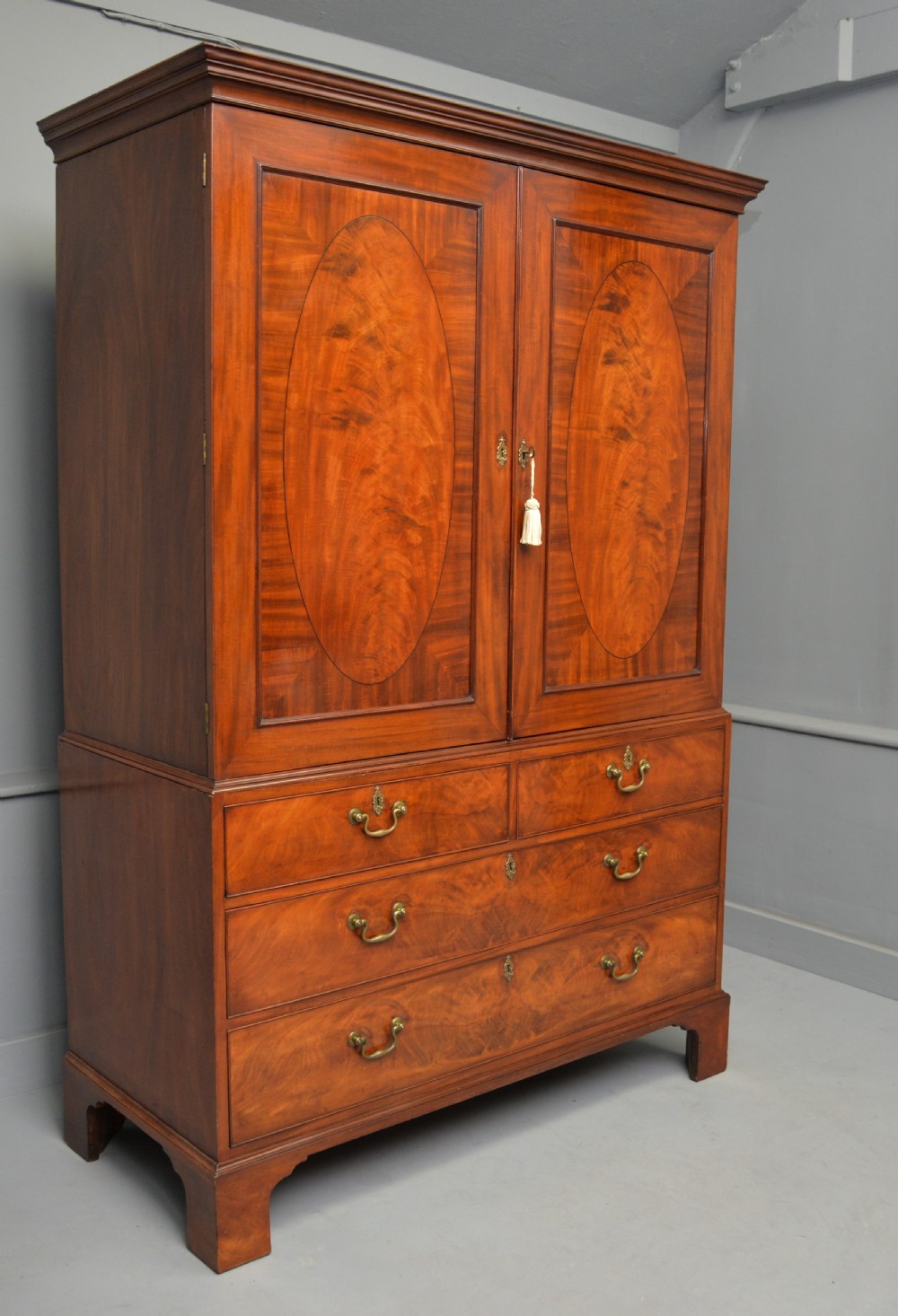 Georgian Flame Mahogany Linen Press  View VI