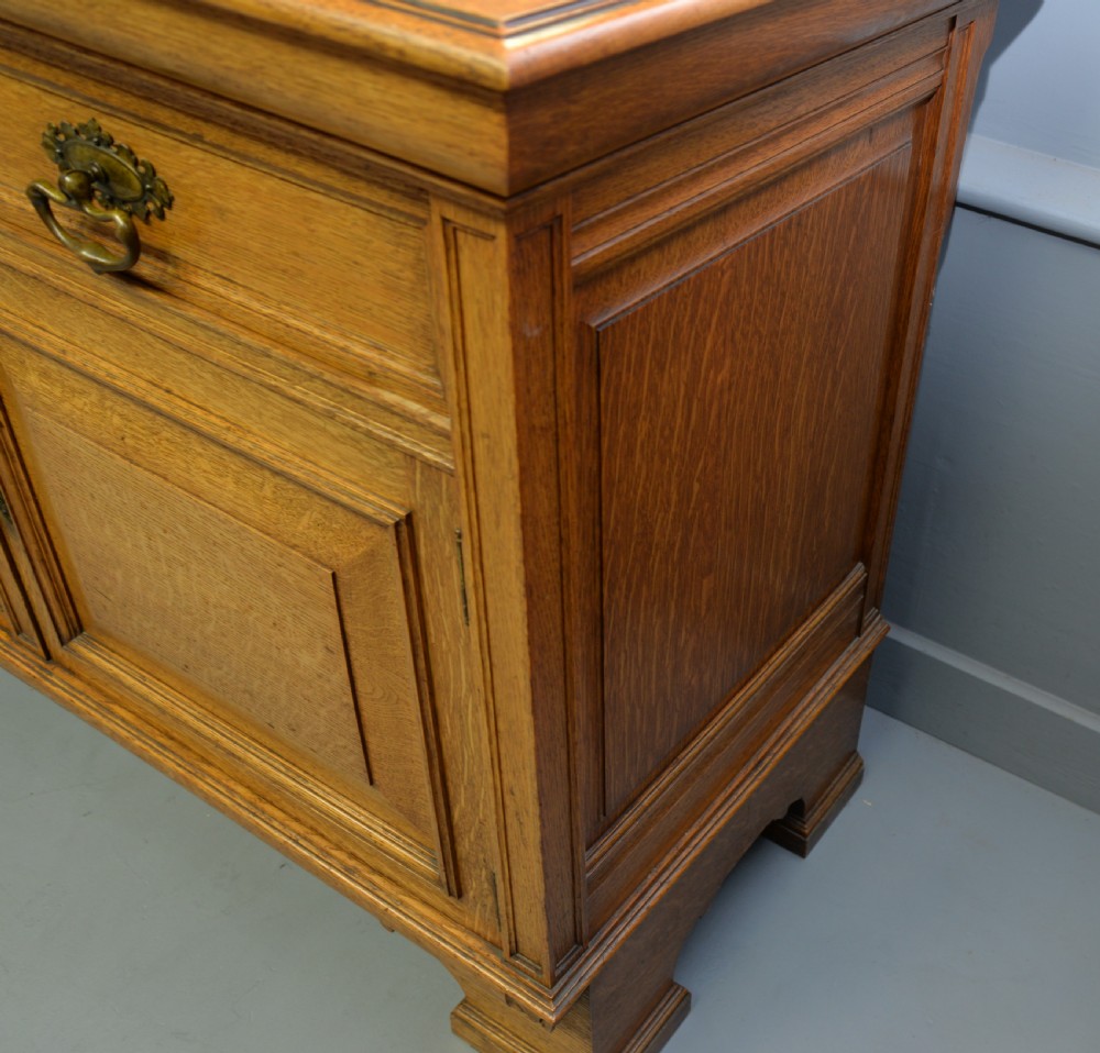 Edwardian Light Oak Carved Mirror-Back Sideboard View XIV