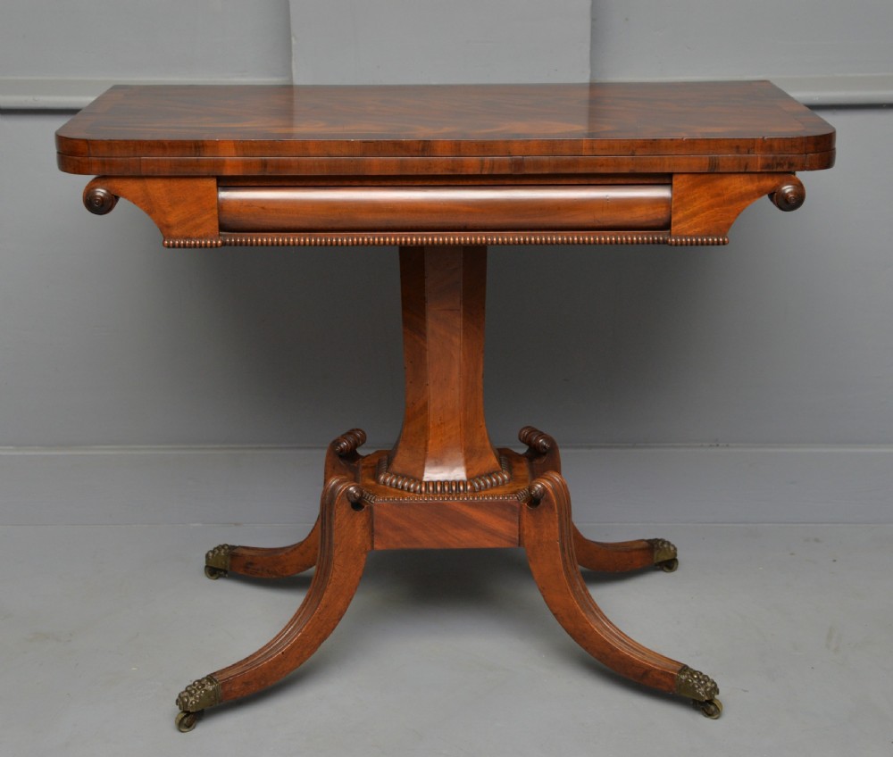 Elegant Regency Mahogany Games / Card Side Table