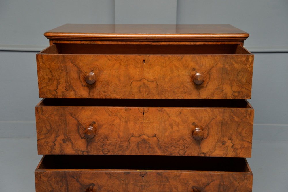 Handsome Victorian Burr Walnut Chest Of Drawers  View V
