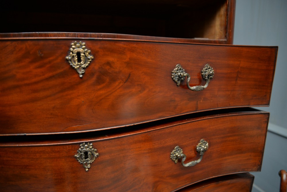  Tall Georgian Mahogany Serpentine Chest Of Drawers View XVI