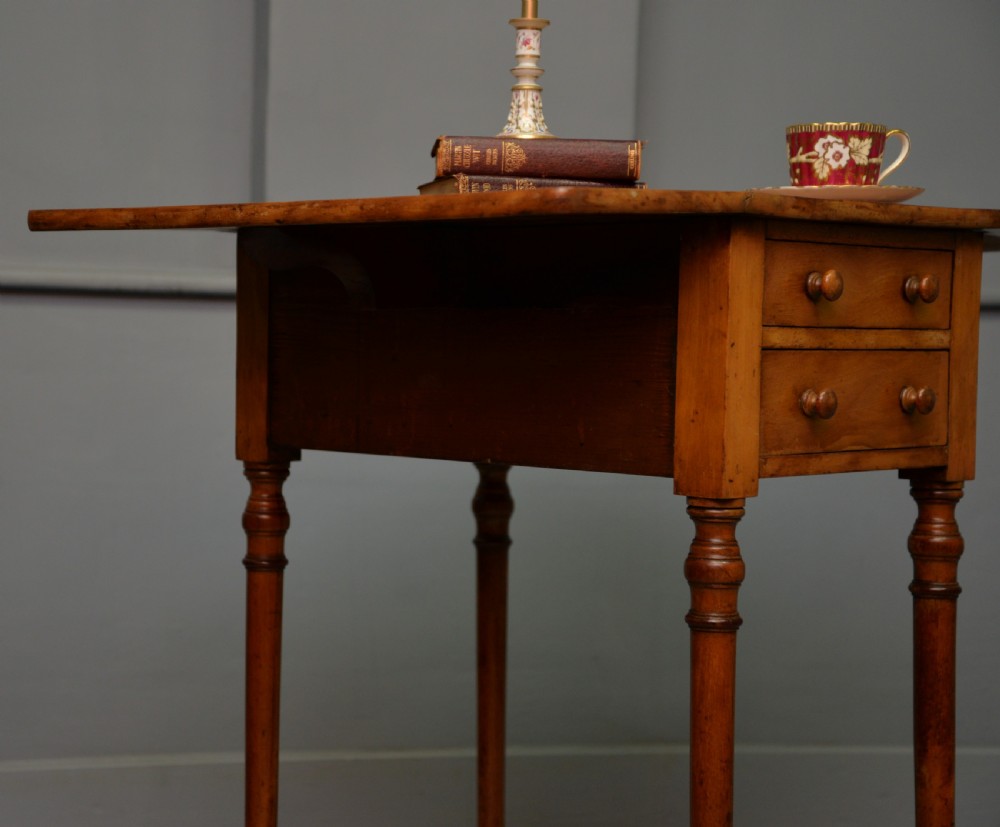 Elegant Regency Satinwood Small Pembroke Side Lamp Occasional Table View VI