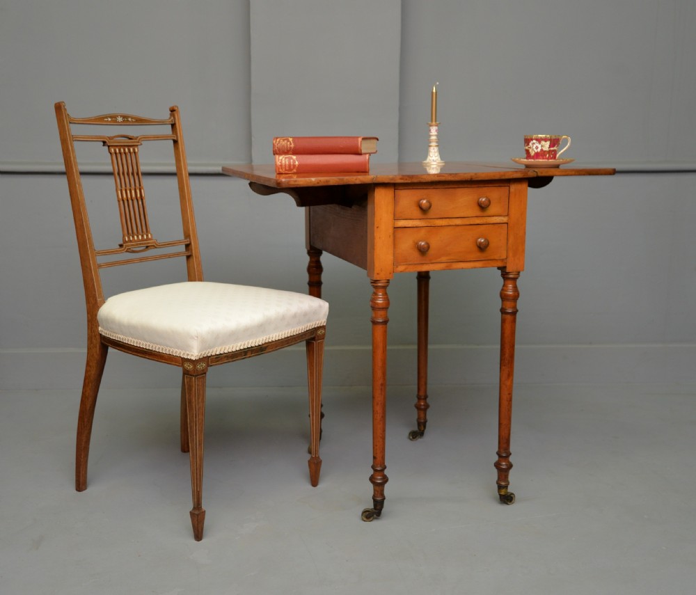 Elegant Regency Satinwood Small Pembroke Side Lamp Occasional Table View VII
