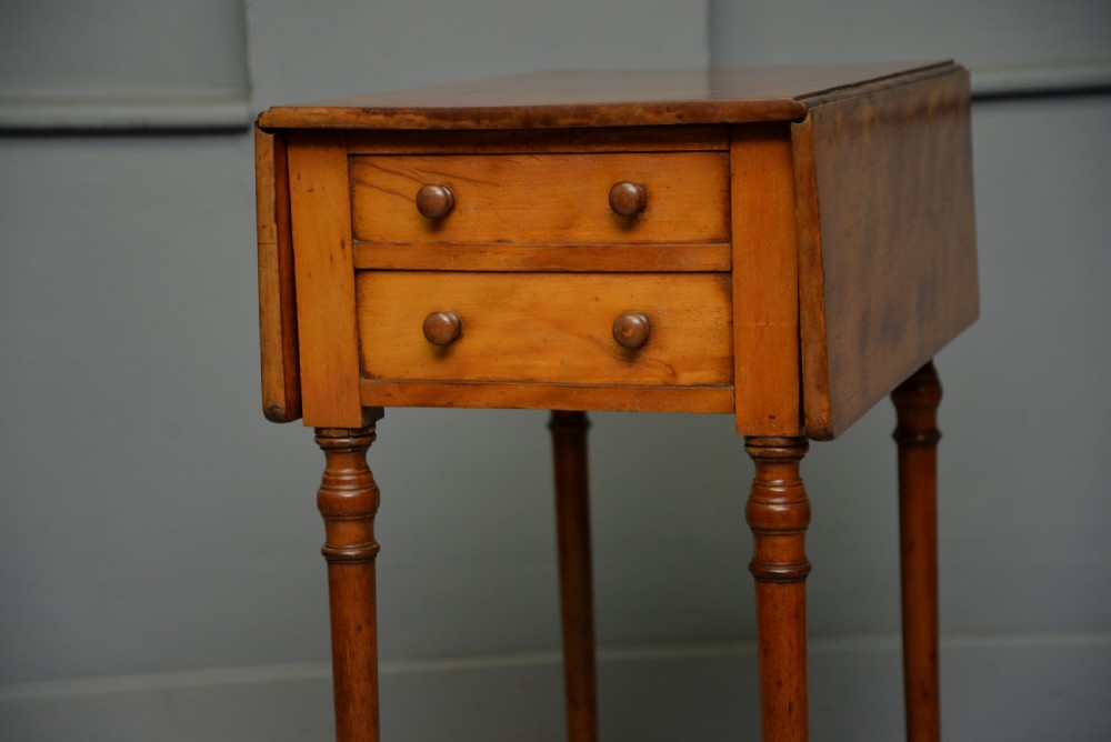 Elegant Regency Satinwood Small Pembroke Side Lamp Occasional Table View XI