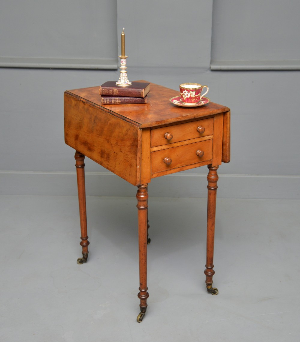Elegant Regency Satinwood Small Pembroke Side Lamp Occasional Table View XV