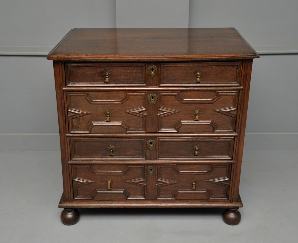 17th Century Geometric Oak Chest Of Drawers View IX