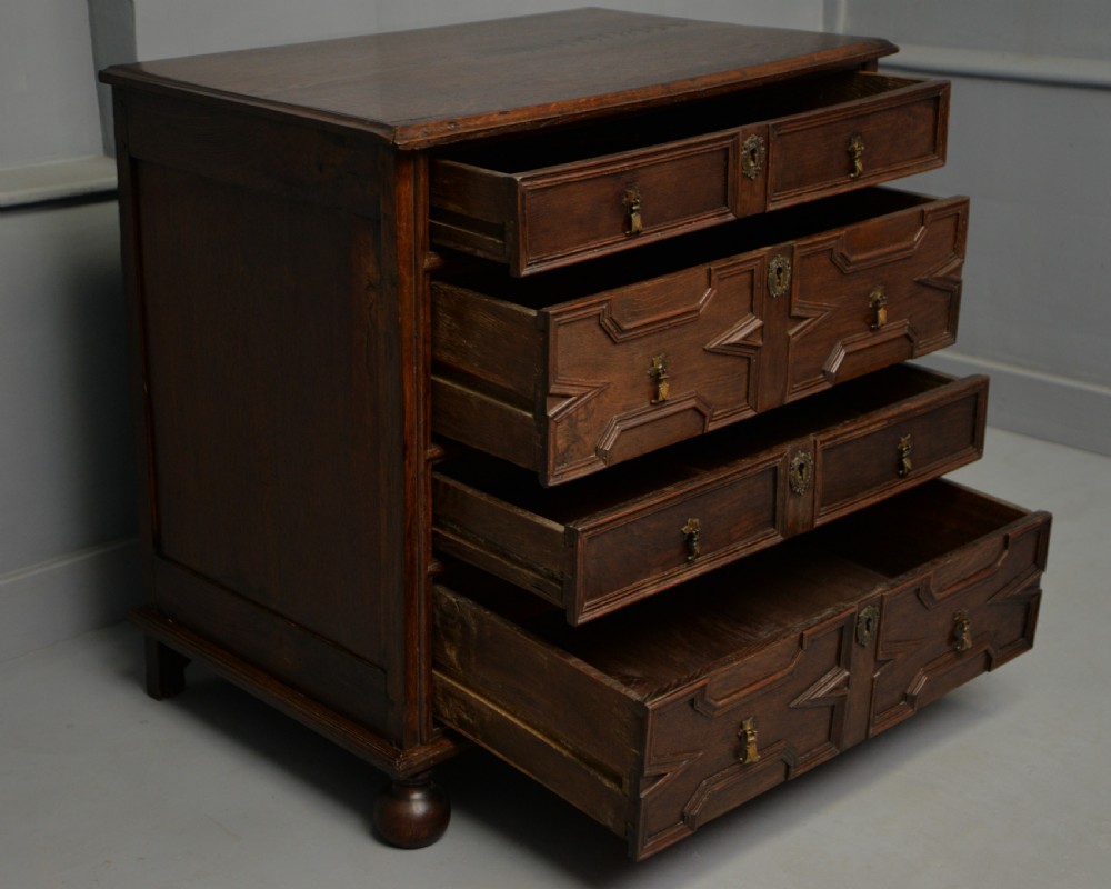 17th Century Geometric Oak Chest Of Drawers View XIV