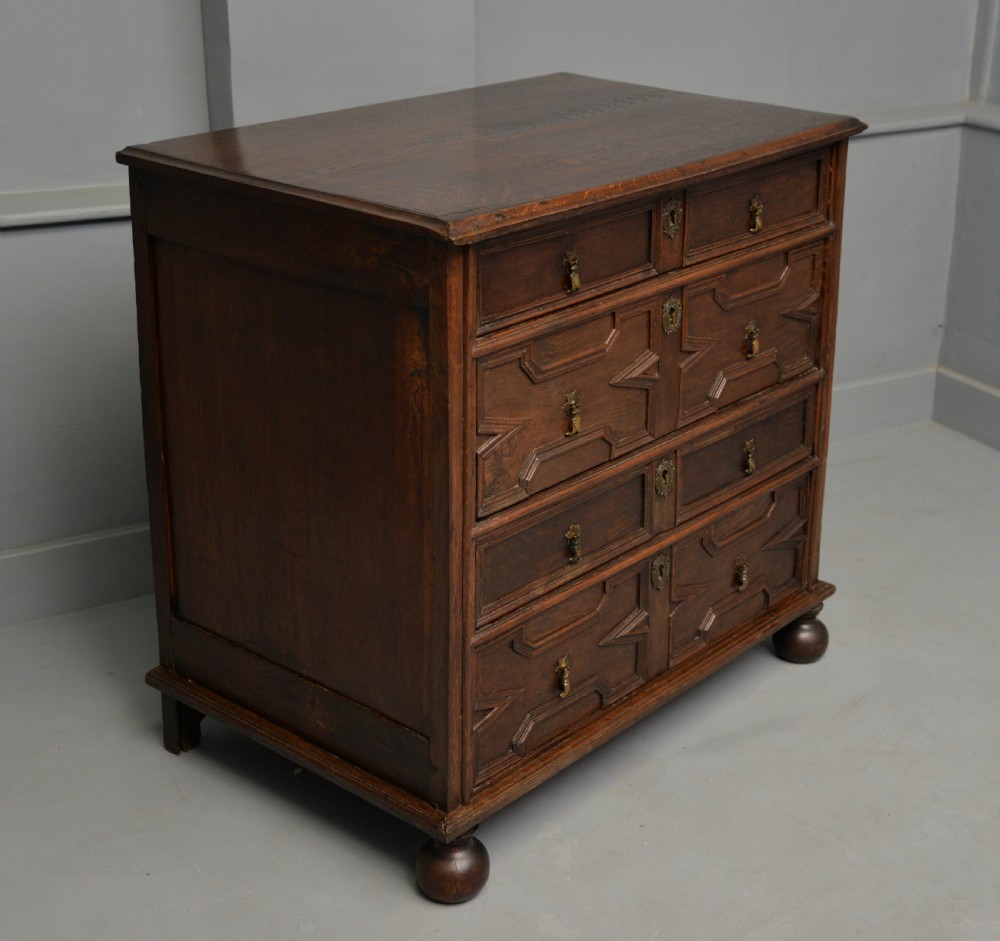 17th Century Geometric Oak Chest Of Drawers View XX