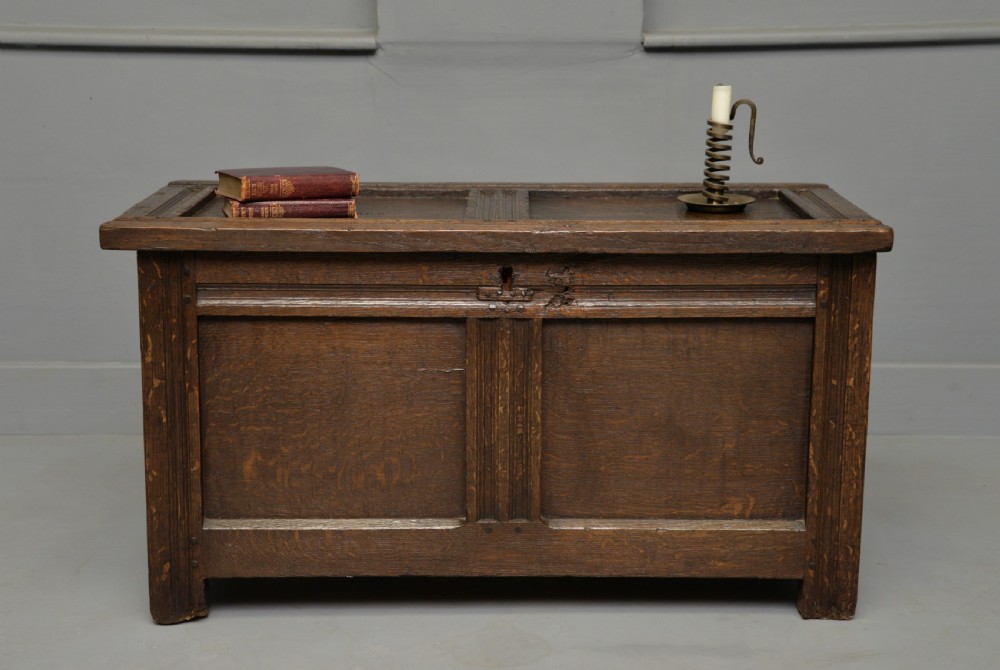 Small Early 18th Century Oak Coffer Blanket Box Chest View III