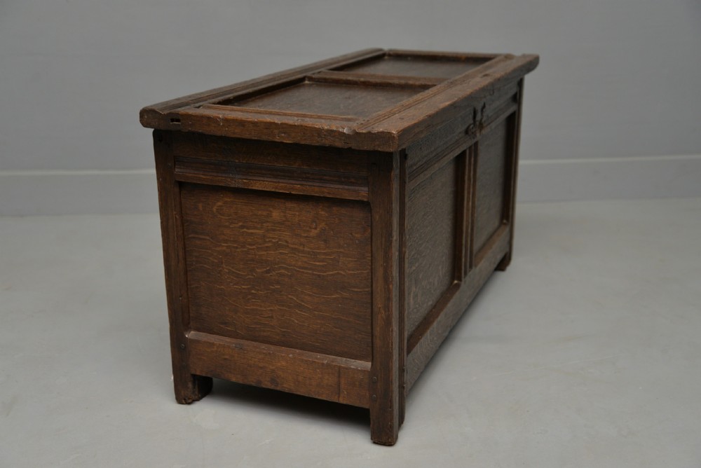 Small Early 18th Century Oak Coffer Blanket Box Chest View IV
