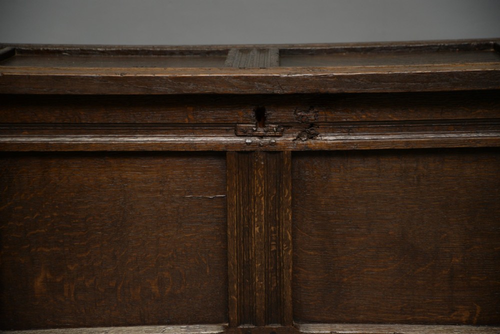 Small Early 18th Century Oak Coffer Blanket Box Chest View VIII