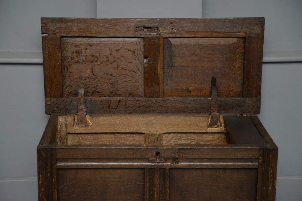 Small Early 18th Century Oak Coffer Blanket Box Chest View XIII