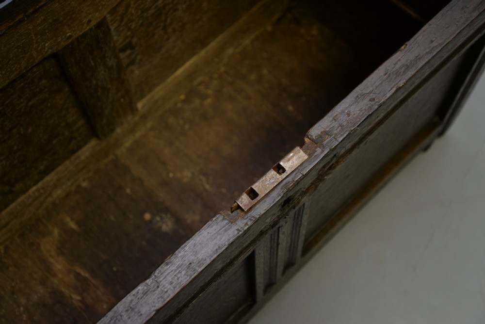 Small Early 18th Century Oak Coffer Blanket Box Chest View XV