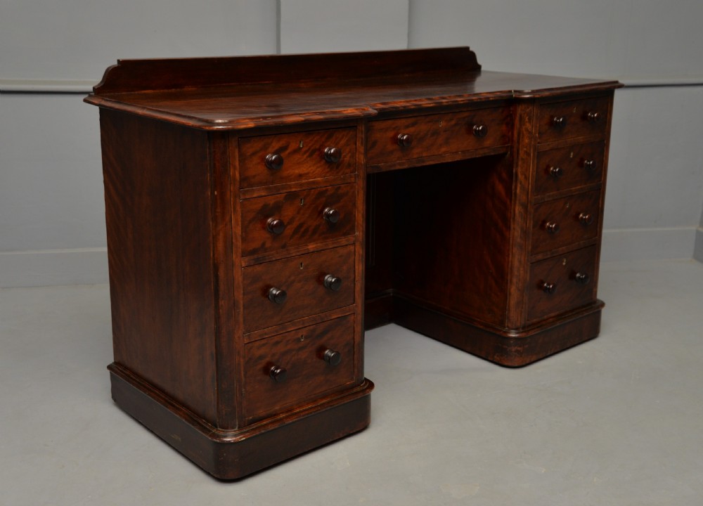 Victorian Plum Pudding Mahogany Pedestal Desk