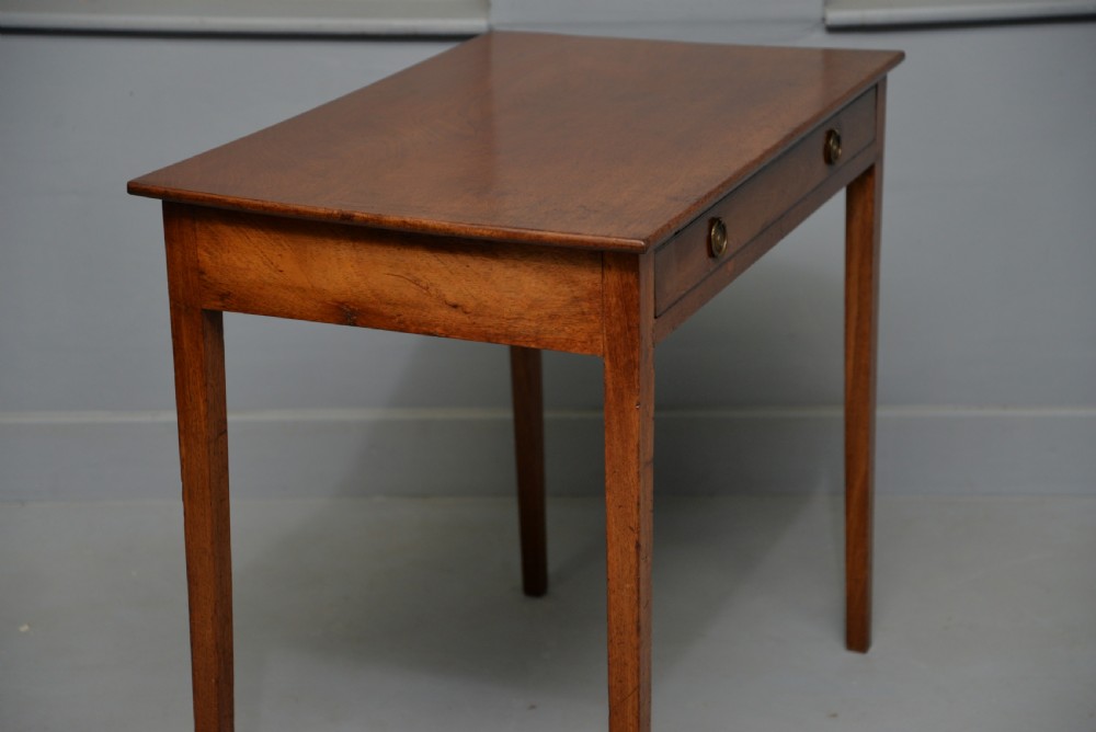 Georgian George III Mahogany Occasional Side Lamp Table View X