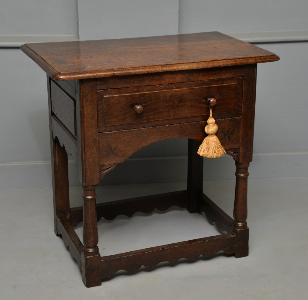Charming 17th Century Solid Oak Side Lamp Table
