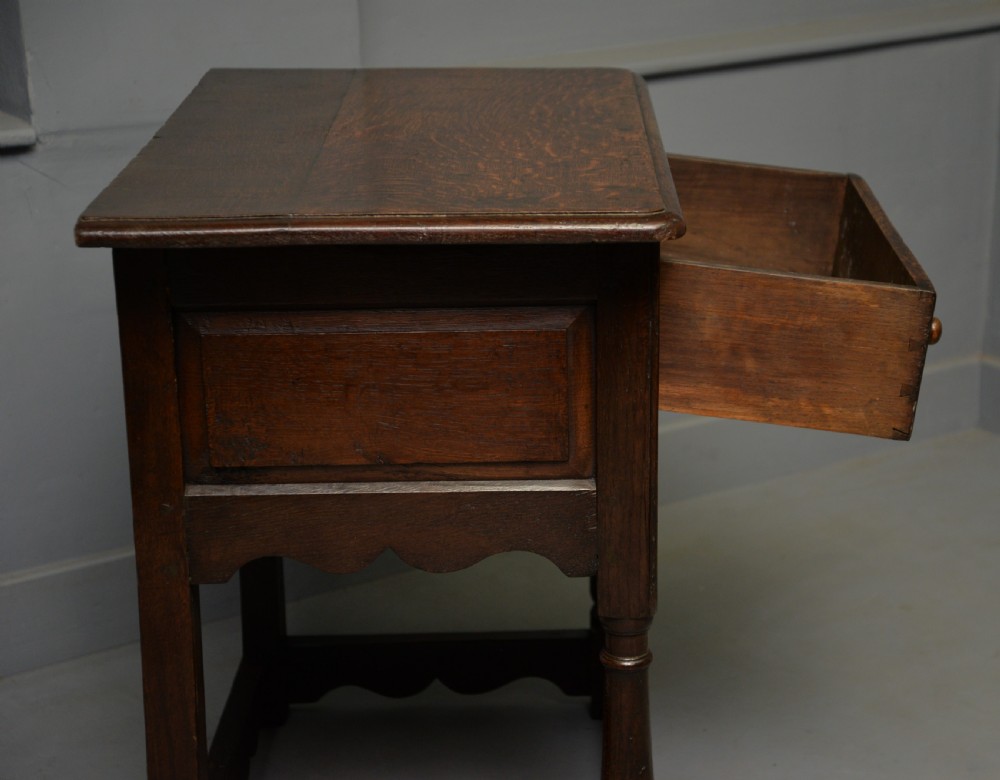 Charming 17th Century Solid Oak Side Lamp Table View XII