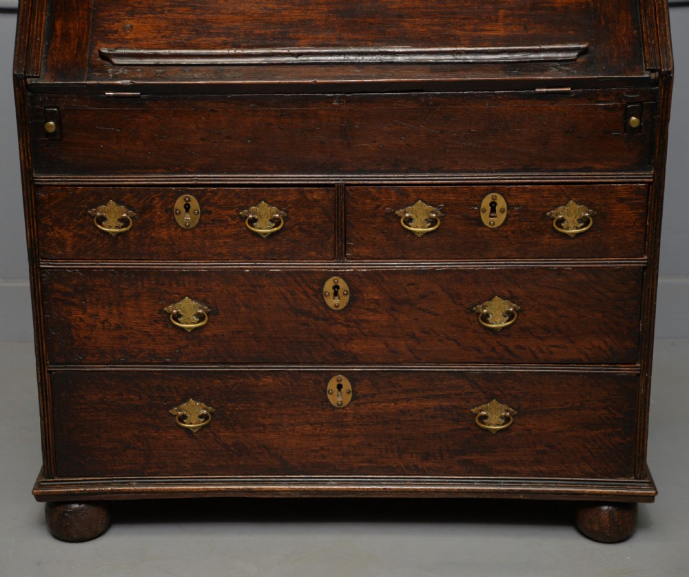 Queen Anne Early 18th Century Oak Bureau Desk View II