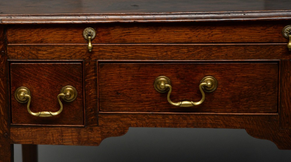 Charming Georgian Oak Lowboy Side Table View XI