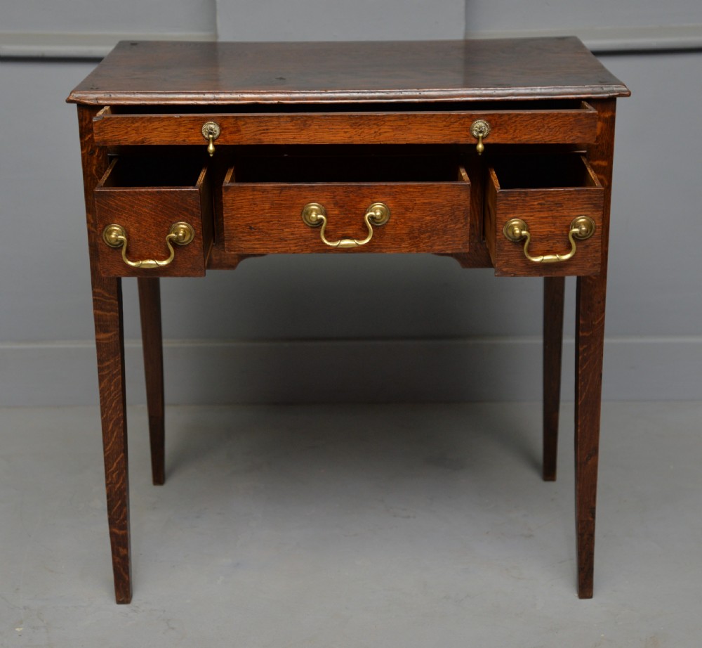 Charming Georgian Oak Lowboy Side Table View XIV