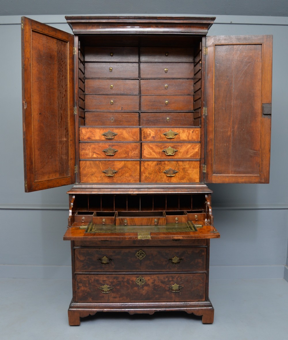 George II Walnut Secretaire Bookcase Desk c1730 View XI