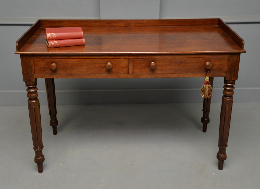 William IV Mahogany Writing Table / Side Table / Dressing Table View VII