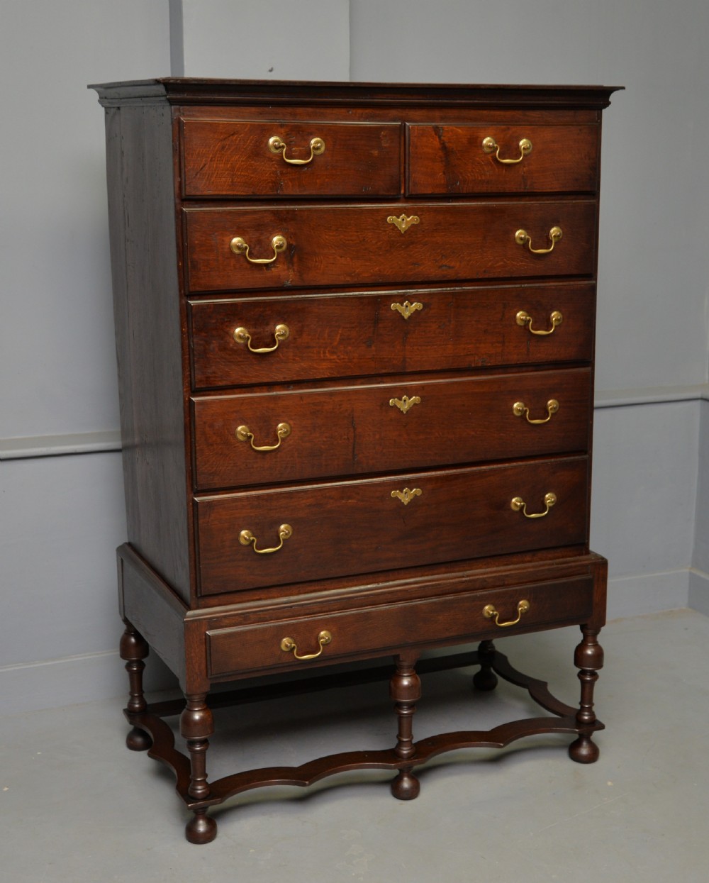 18th Century Georgian Provincial Oak Chest On Stand View III