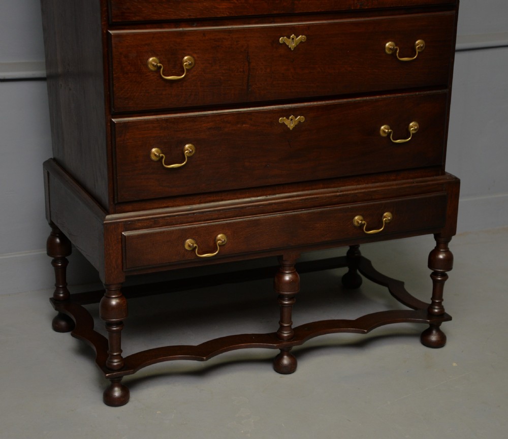 18th Century Georgian Provincial Oak Chest On Stand View V