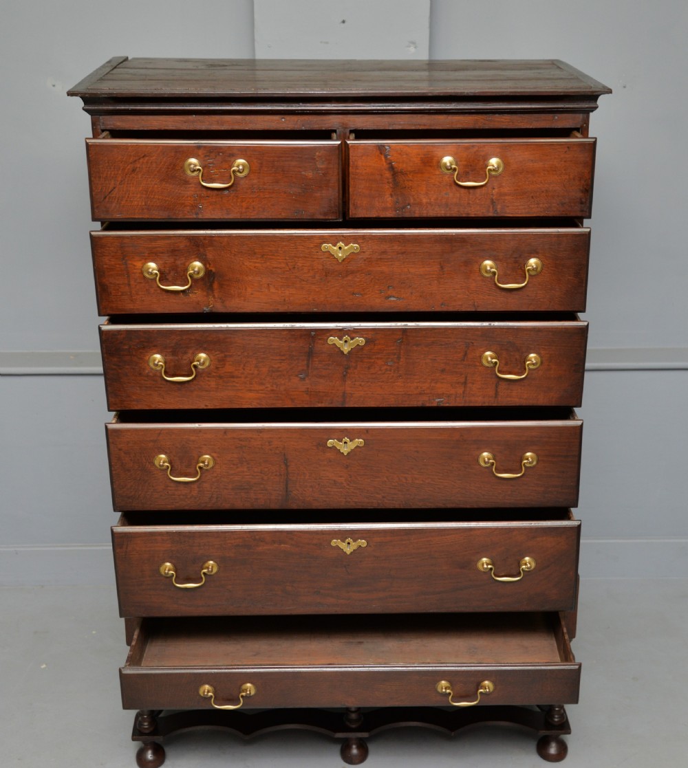 18th Century Georgian Provincial Oak Chest On Stand View VII