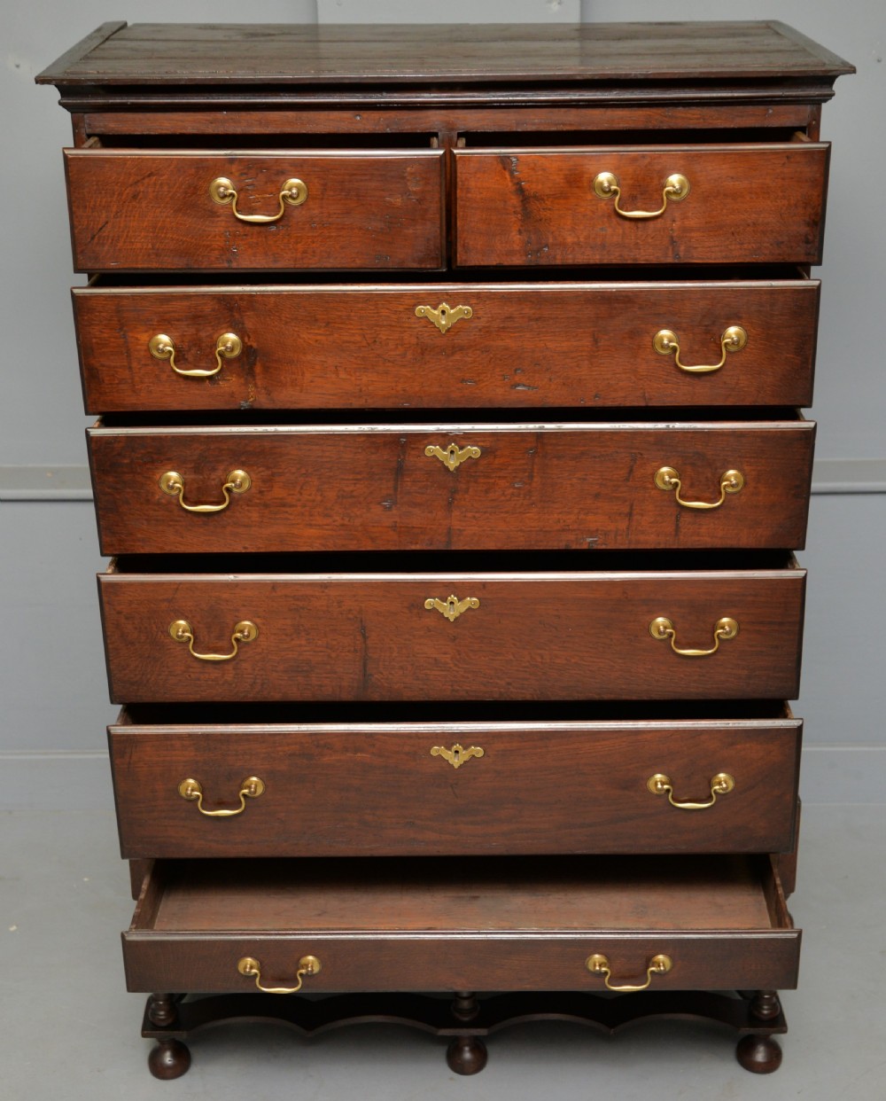 18th Century Georgian Provincial Oak Chest On Stand View VIII