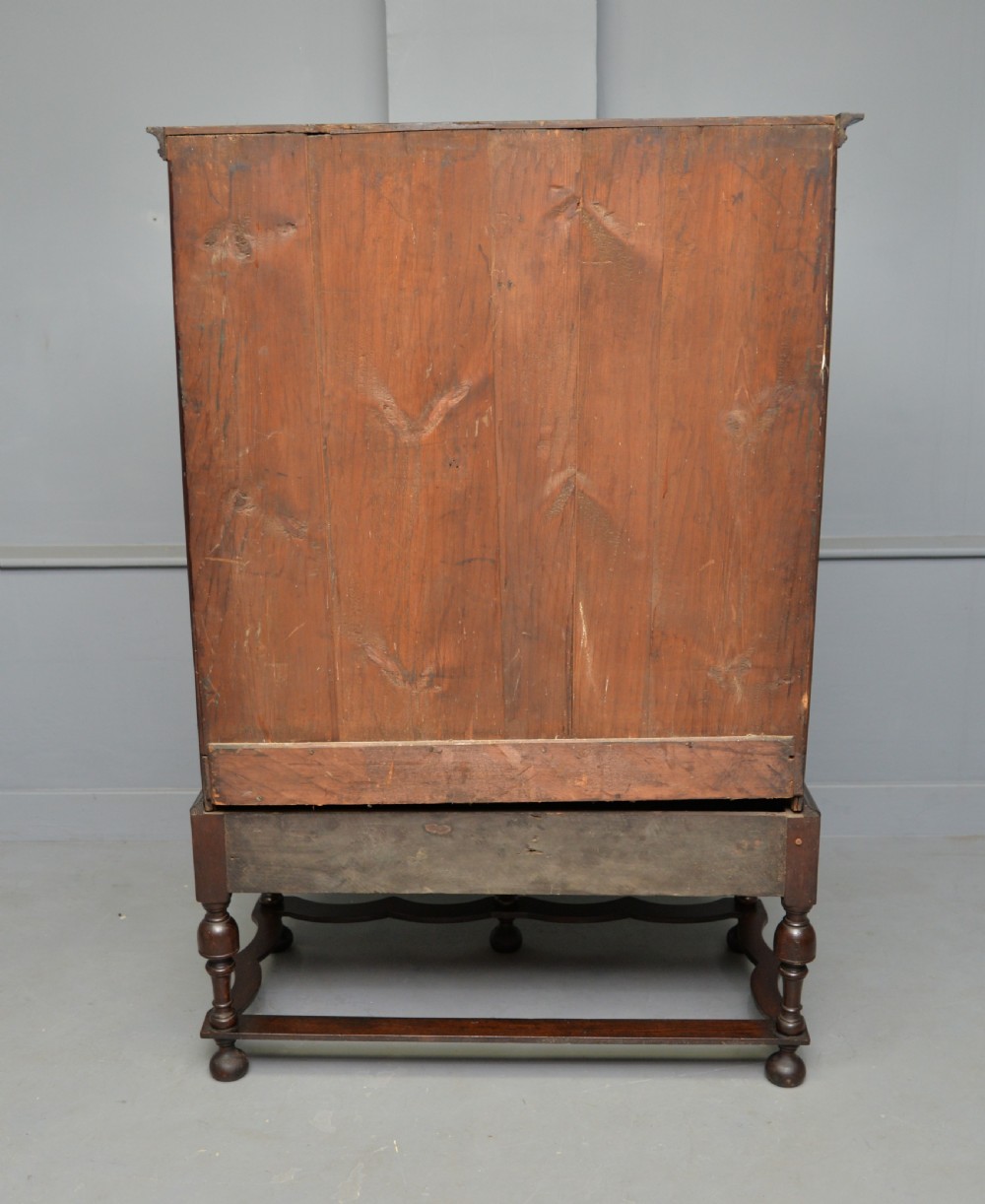 18th Century Georgian Provincial Oak Chest On Stand View XI