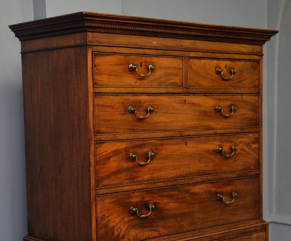 Georgian George III Mahogany Chest On Chest Tallboy View III