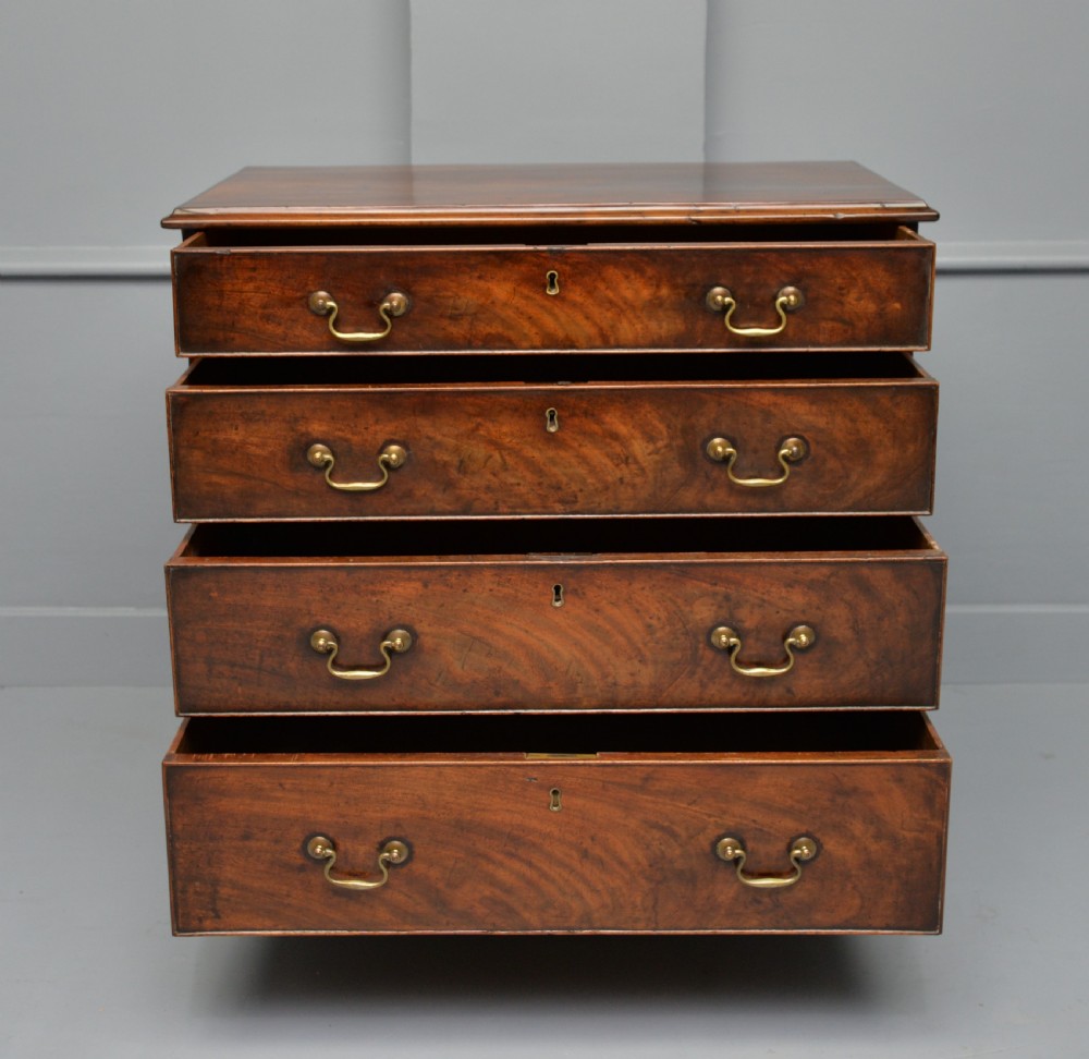 Georgian Mahogany Chest Of Drawers View II