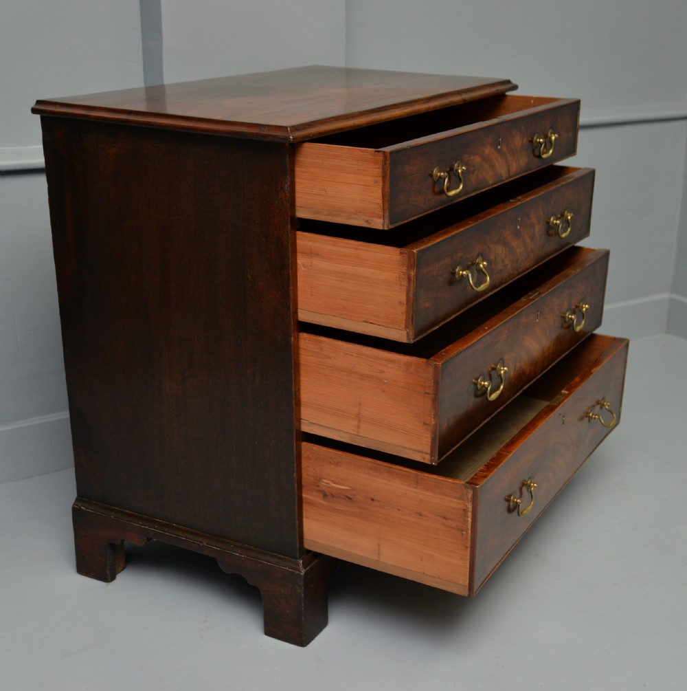 Georgian Mahogany Chest Of Drawers View VIII
