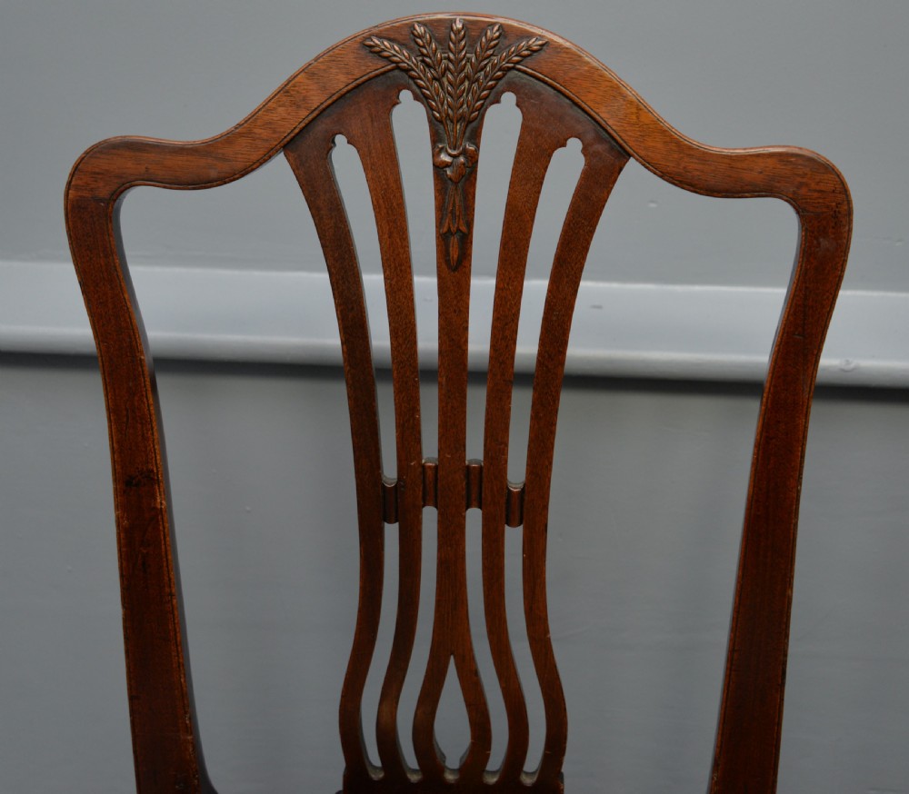Set Of Six 18th Century Georgian Hepplewhite Mahogany Dining Chairs View XI